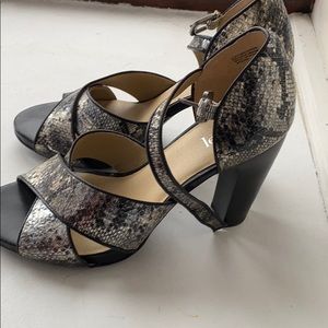 Levity Jaguar Python Metallic Patterned Heels